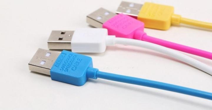 Actual product image Remax Lightning High Speed Charge & Sync USB Cable (1.50 m, 65 W)