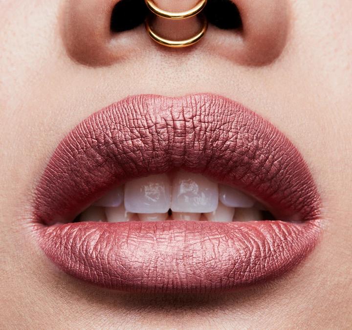 Actual product image MAC Cosmetics Retro Matte Liquid Lipcolour (Gemz & Roses)