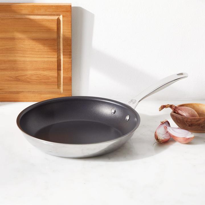 Image du produit Le Creuset 3 plis plus (26 cm, Poêle à frire, Acier inoxydable)