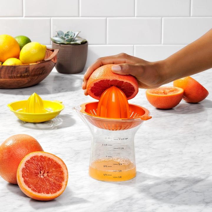 Actual product image OXO 2 in 1 citrus juicer 350ml