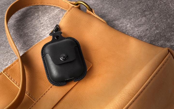 Image du produit TwelveSouth AirSnap Étui en cuir pour AirPods Noir (Sac pour écouteurs)