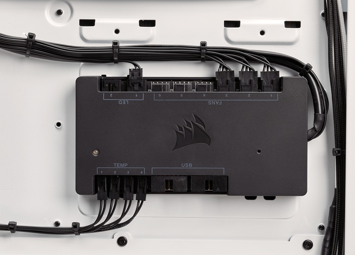 Produktbild Corsair Commander Pro (6 Lüfter)