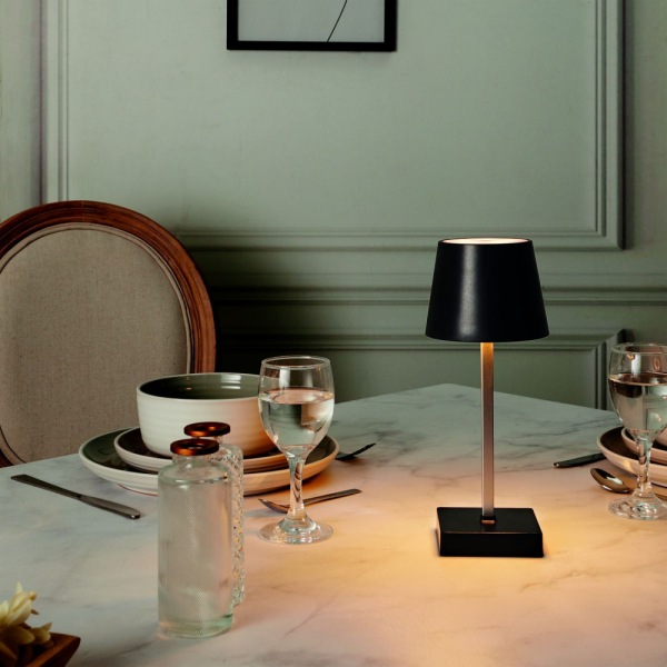 Produktbild Home Deco Factory Led-Tischlampe Schwarz mit Touch-Funktion