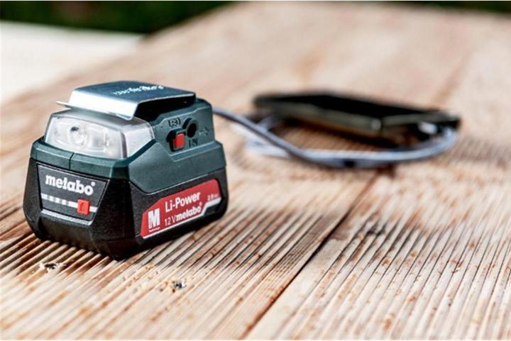Image du produit Metabo Adaptateur de batterie 12V POWERMAXX PA 12 LED-USB (12 V)