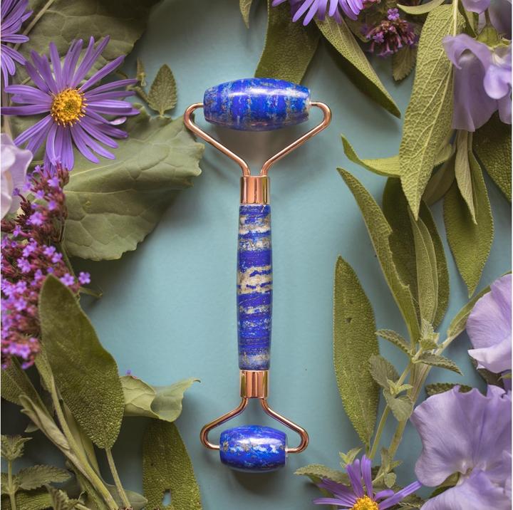 Actual product image YÙ Beauty Lapislazuli Doppel Face Roller