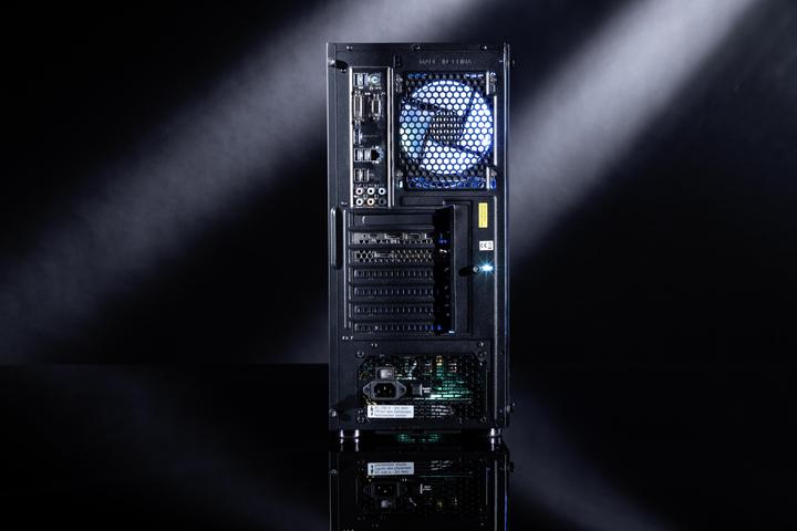 Produktbild Captiva G29IG 19V1 (Intel Core i9-9900KF, 32 GB, GeForce RTX 2080 Ti)