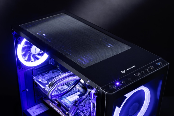 Produktbild Captiva G29AG 19V1 (AMD Ryzen 9 3900X, 32 GB, GeForce RTX 2080 Ti)