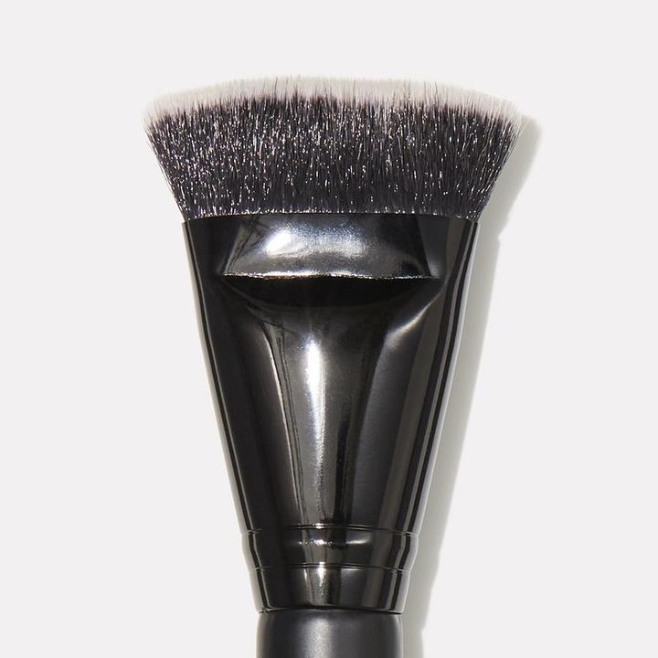 Actual product image e.l.f. Professional contours brush (Bronzer)