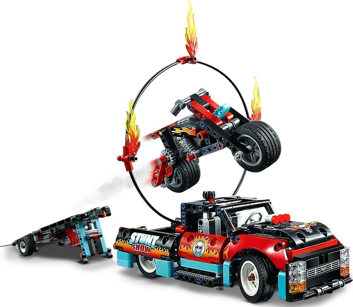 Actual product image LEGO Stunt show with truck and motorcycle (42106, LEGO Technic)