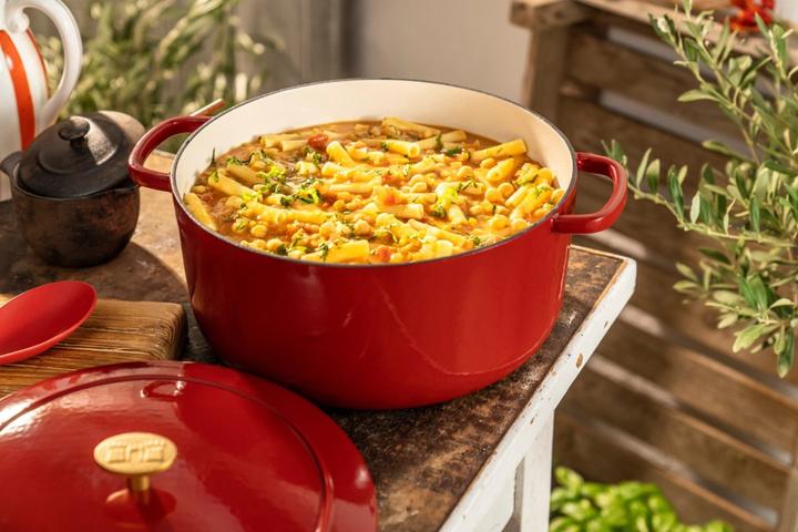 Actual product image Ballarini Cocotte BELLAMONTE 22 cm round 3.0 litre cast iron roaster red (22 cm, Casserole + Stewpot, Cast iron)