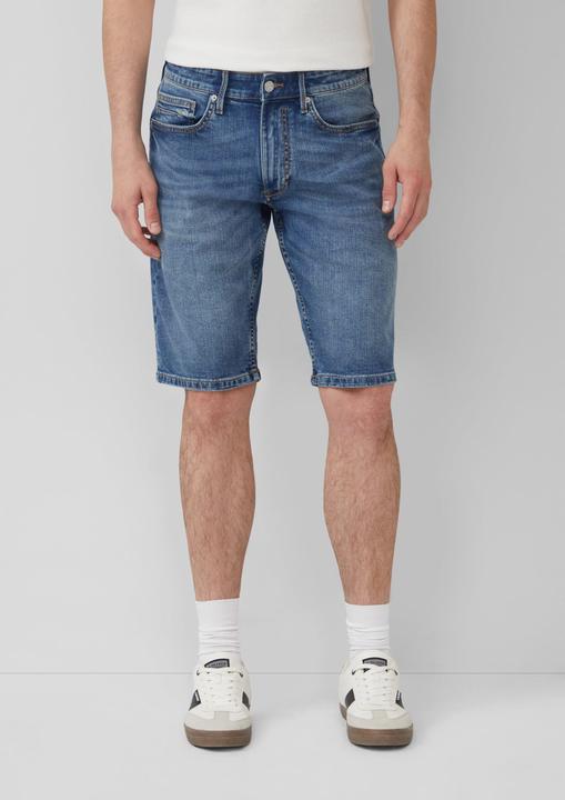 Produktbild S.Oliver Jeans-Hose Leichte Jeans-Bermuda / Regular Fit / Mid Rise (31)