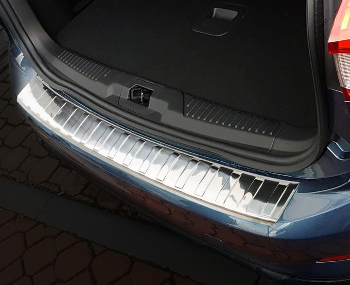 Produktbild Avisa Edelstahl Ladekantenschutz für Ford Focus Kombi ab 2018 bis heute (Heck)