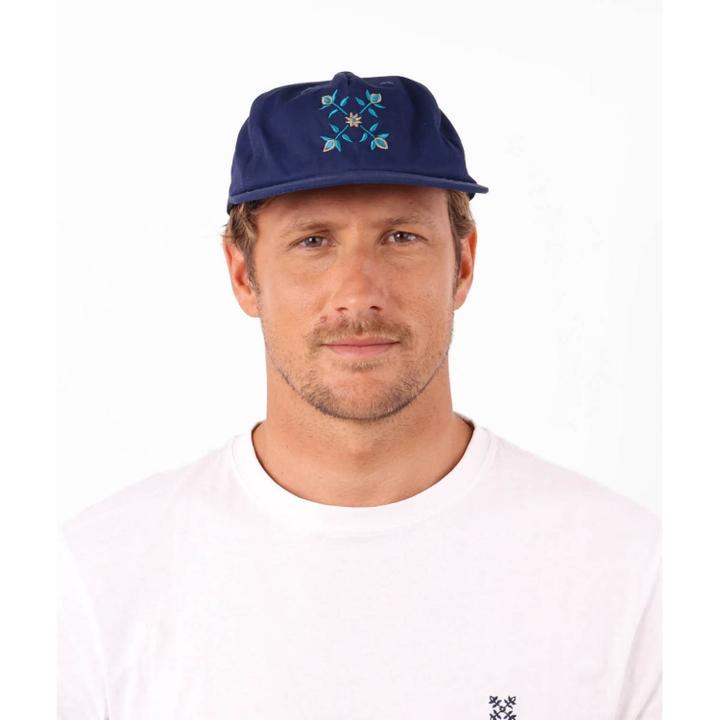 Actual product image Oxbow Cap (One size)