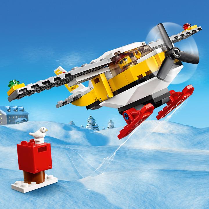 Actual product image LEGO City Aereo Postale (60250)