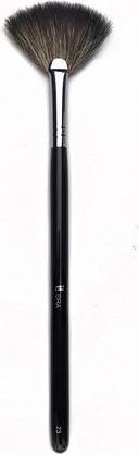 Actual product image Ibra Makeup Highlight & Contour Brush No. 23 (Highlighter)