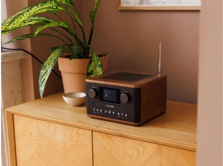 Actual product image Pure Classic C-D4 Coffee Brown/Walnut EU/UK (FM, Web radio, DAB+, Wi-Fi, Bluetooth)