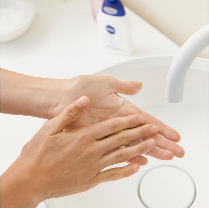 Actual product image NIVEA Pflegeseife Creme Soft Refill Beutel 500 ml (Liquid soap, refill, 500 ml)