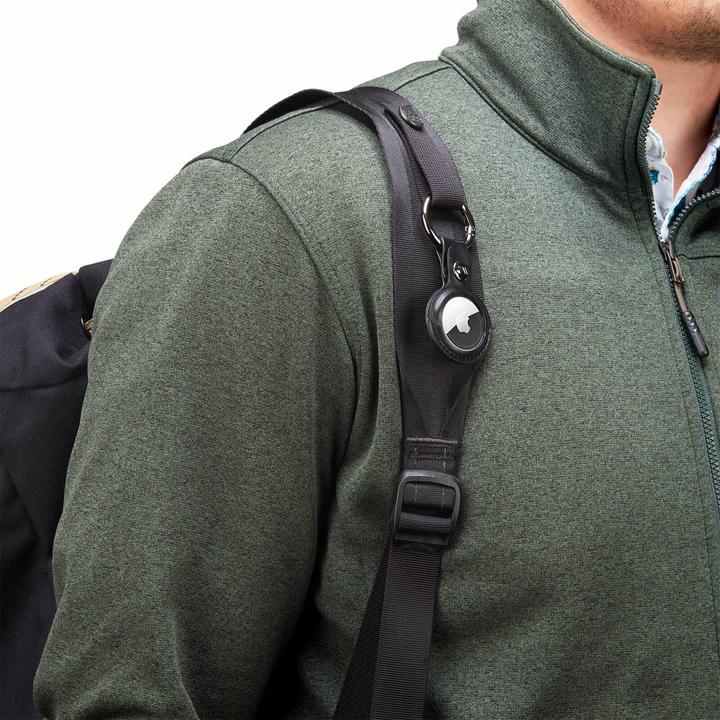 Actual product image Case-Mate AirTag Clip Ring
