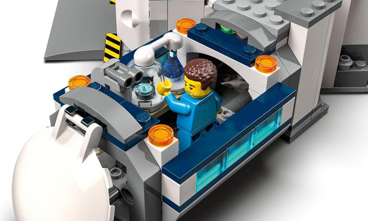 Actual product image LEGO City End-Of-Live Set Mond-Forschungsbasis - 60350 NEU! Teile 786x (60350)