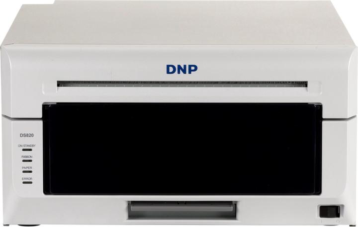 DNP DS 820A (Thermodirecte, Couleur)