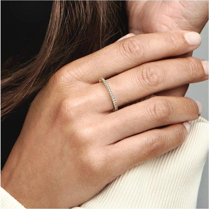 Produktbild Pandora Bandring (52, 585/14 K Gold)