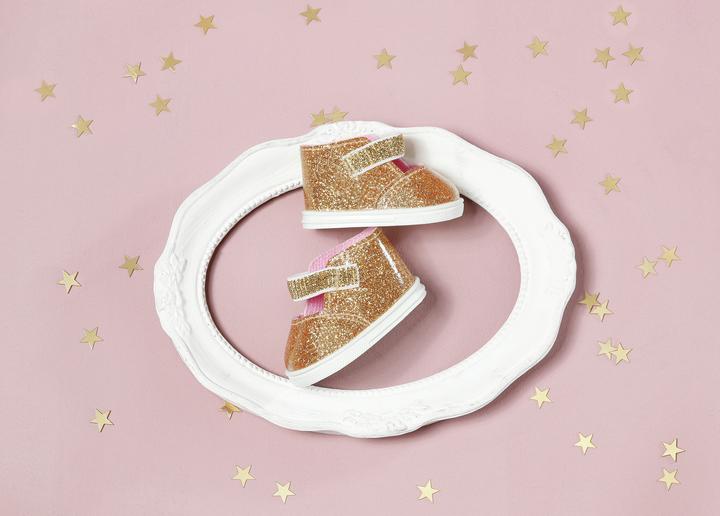 Actual product image Baby Annabell Shoes Gold 43cm