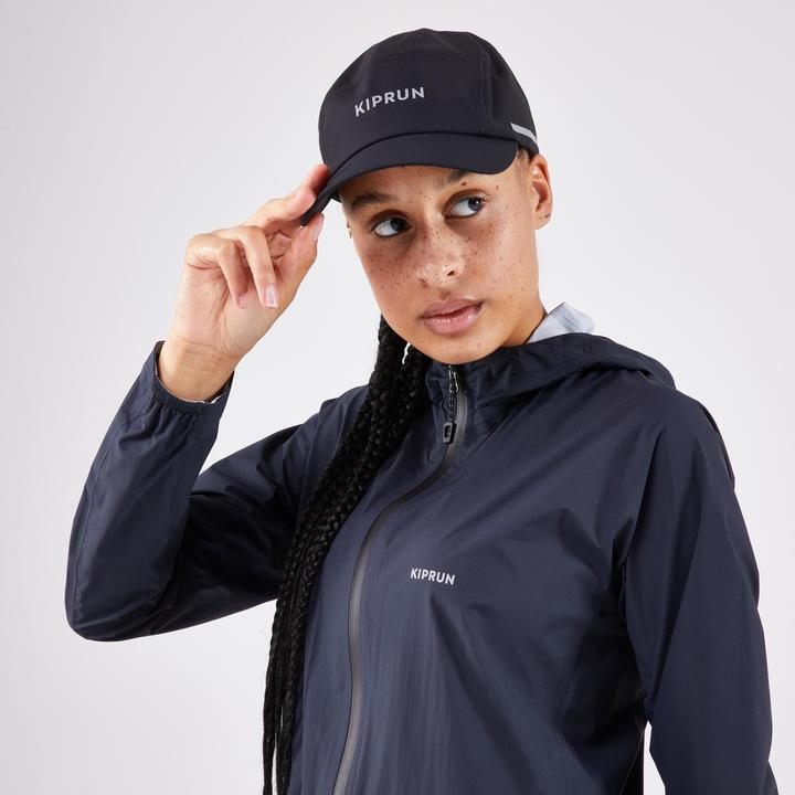 Actual product image Kiprun Running cap peaked cap 5 panel rain water-repellent - black