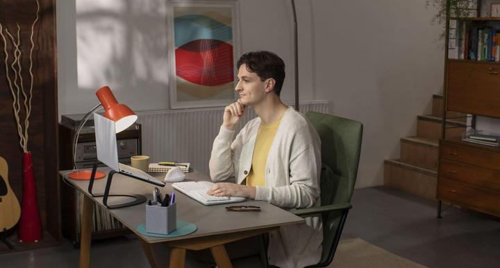 Produktbild Logitech Wave Keys Wrls Ergo Offwhite (Eng. Int., Kabellos)