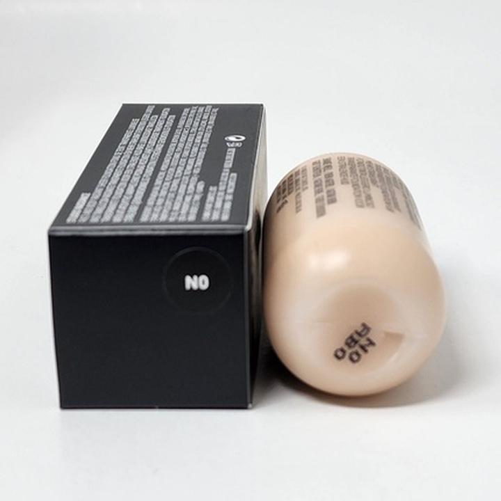 Actual product image MAC Cosmetics Studio Radiance Face and Body Radiant Sheer Foundation (N0)