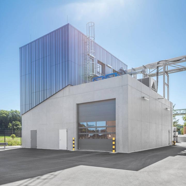 Produktbild Munk Einzügige Steigleiter mit Rückenschutz Edelstahl 10,72m (1072 cm)