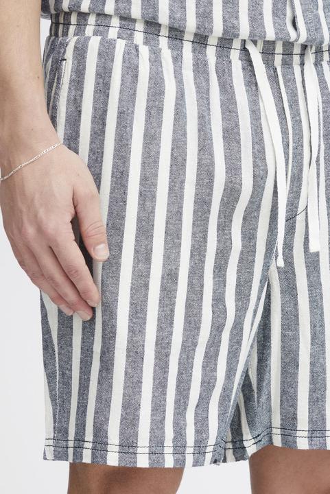 Actual product image Solid SDFried Short 21108373 (XL)