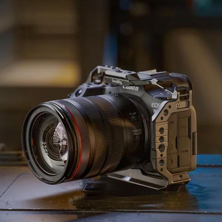 Actual product image SmallRig 4978 Cage for Canon EOS R5 Mark II (Cage)