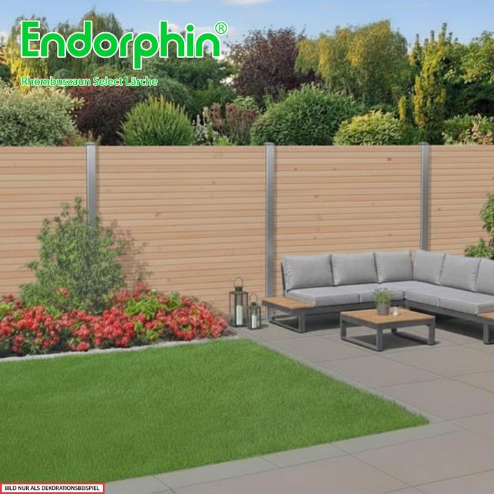 Produktbild Endorphin -Rhombuszaun Lärche 5 Element 180x180cm 6 silberne Pfosten 7x7x235cm