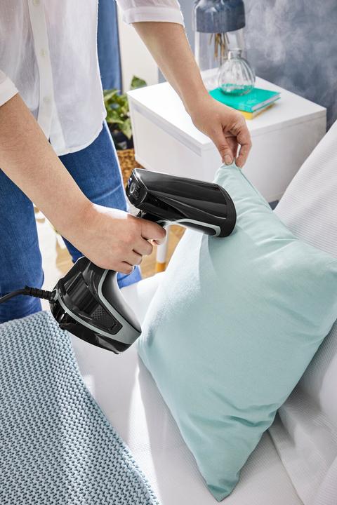 Image du produit Tefal Défroisseur vapeur DT8270 (2000 W, 30 g/min)