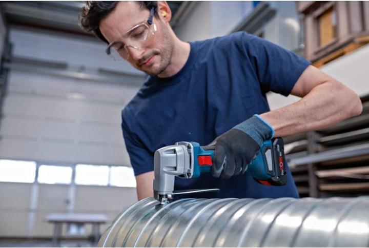 Produktbild Bosch Professional GSC 18V-16 E