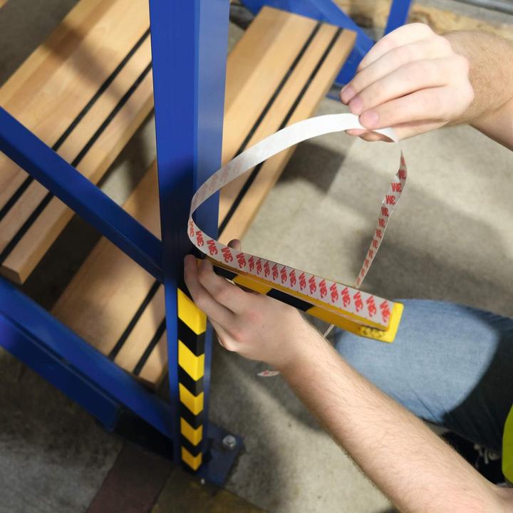 Produktbild Durable 5 Prallschutz C19 "Eckschutzprofil C19" eckig 2,6 x 2,6 cm