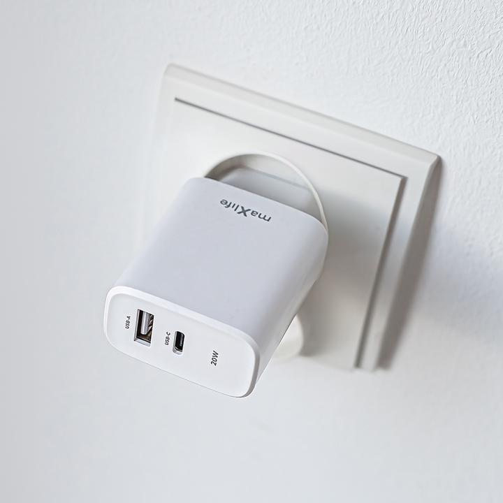 Produktbild Maxlife MXTC-10-20AC PD QC Ladegerät 1x USB-C 1x USB 20W weiss (20 W, 2 Ports)