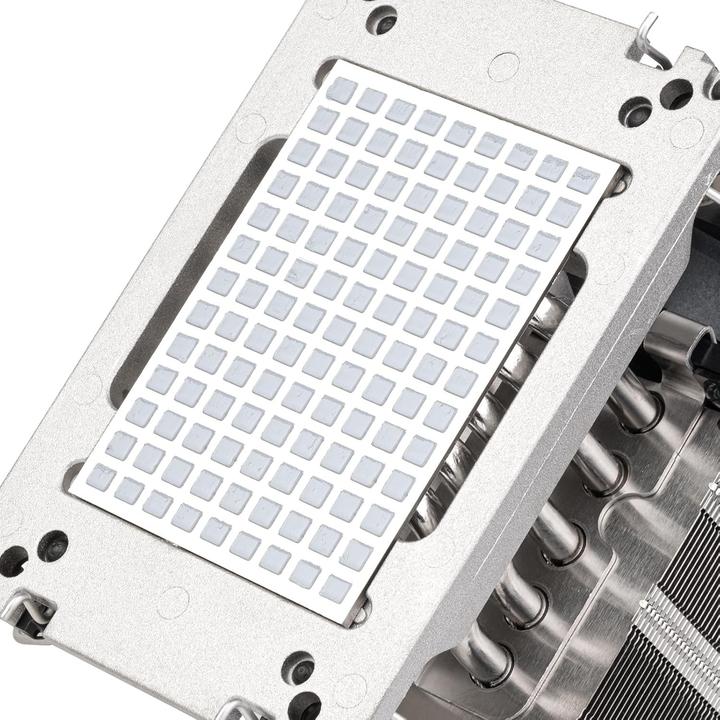 Produktbild Silverstone Technology XE04-4677, 4-HE-SFF-Server/Workstation-CPU-Kühler für Sockel Intel LGA4677, S (177.80 mm)