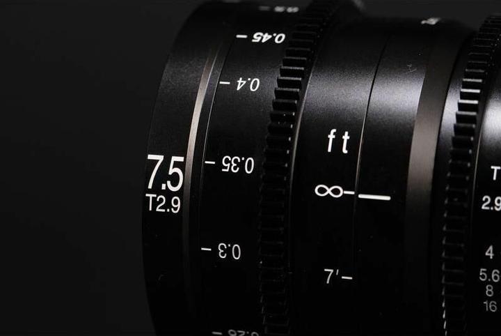 Image du produit Venus Optic Objectif à focale fixe 7.5 mm T2.9 Zero-D S35 Cine Lens - X-Mount (Fujifilm X)