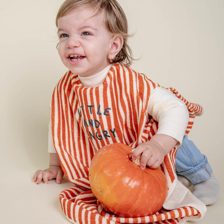 Actual product image Little Casimir Lätzchen mit Ärmeln – wasserdicht, saugfähig & verstellbar, für Babys 6M-4J (6 months)