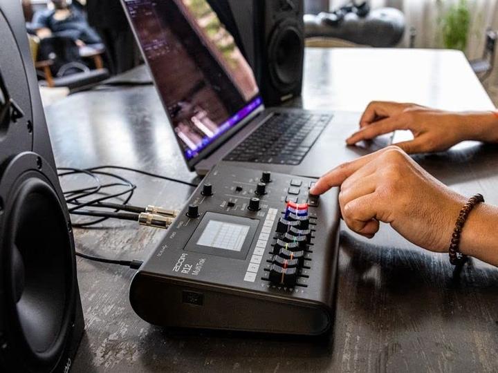 Image du produit Zoom R12 (Enregistreur multipiste)