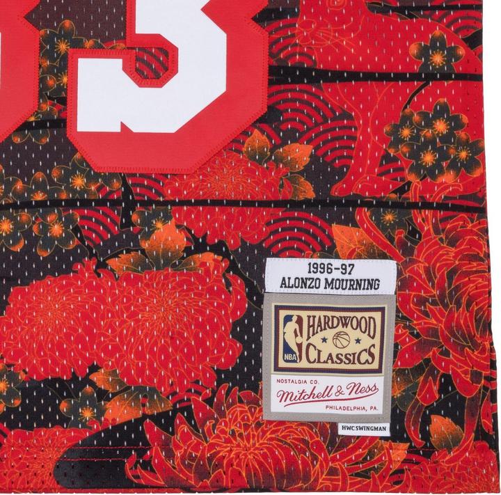 Actual product image Mitchell & Ness Swingman Mesh Jersey Miami Heat ASIAN Alonzo Mourning (S)