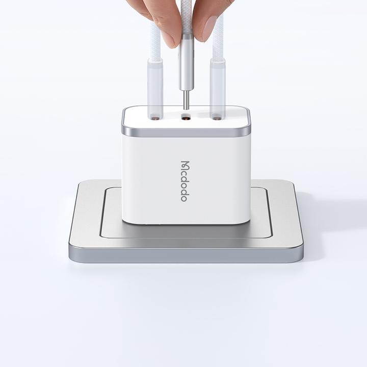Produktbild Mcdodo - Cab Luma, 36W USB-C zu Lightning Air Kabel, 1.2m Schwarz (1.20 m, 36 W)