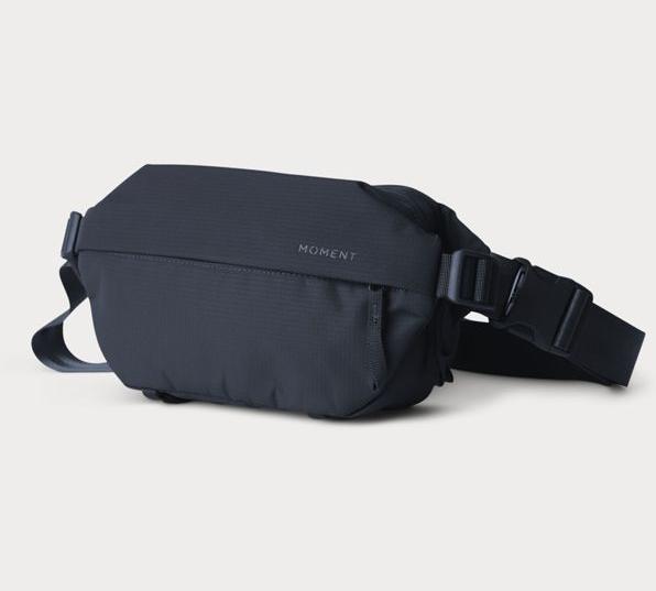 Immagine prodotto Moment Everything Sling 2L - Navy