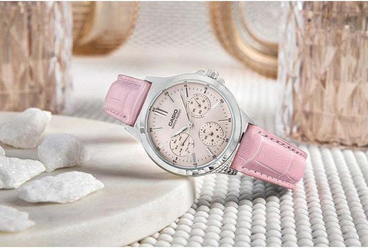 Image du produit Casio LTP-V300L-4A (Montre analogique, 32 mm)