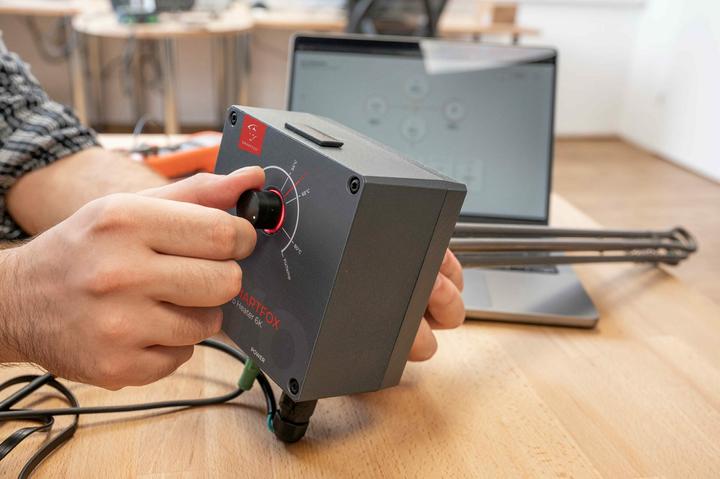 Actual product image Smartfox SMAR heating element