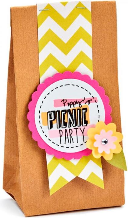 Actual product image Sizzix Framelits punching templates set circles scallop, 8 pieces