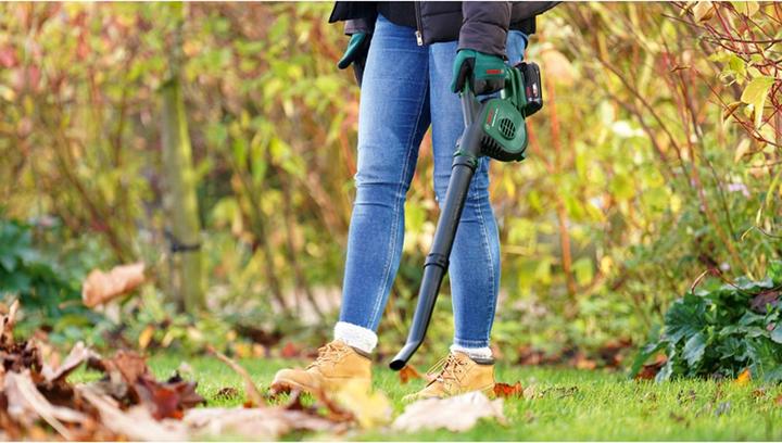 Produktbild Bosch Home & Garden UniversalLeafBlower 18V-130 (Akkubetrieb, Laubbläser)