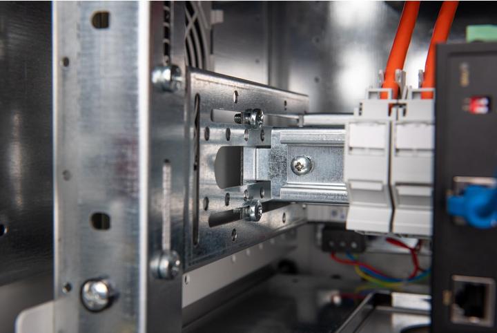 Actual product image Digitus 483 mm (19") DIN Rail Holder, 4U