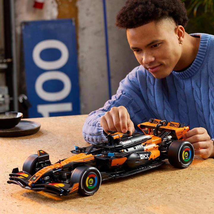Productafbeelding LEGO McLaren MCL39 F1 racewagen (42228, LEGO Technic)